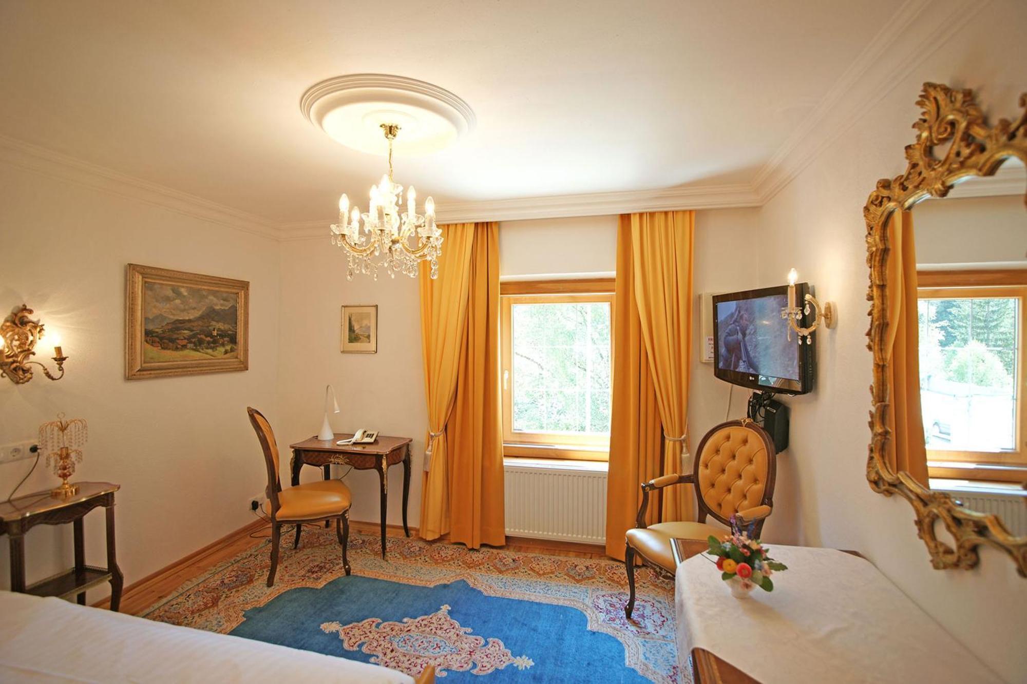 Schloss Hotel Fernsteinsee Нассерайт Номер фото